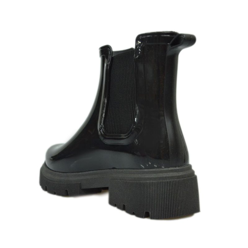 bota-luelua-123000-07-tras
