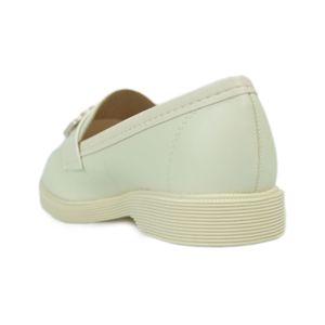 Sapato Moleca Mocassim Off White Feminino 107239