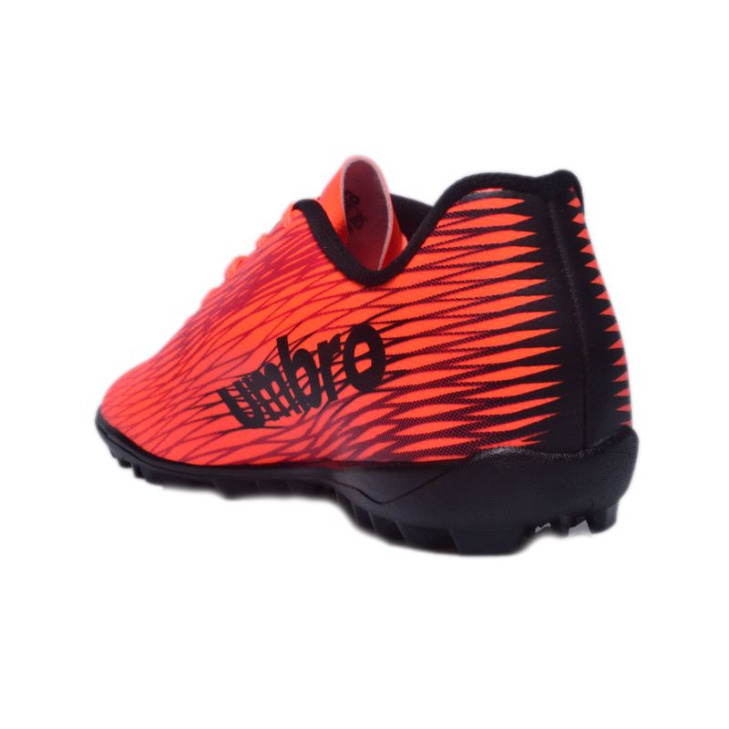 chuteira-umbro-u01fb00139-621-tras