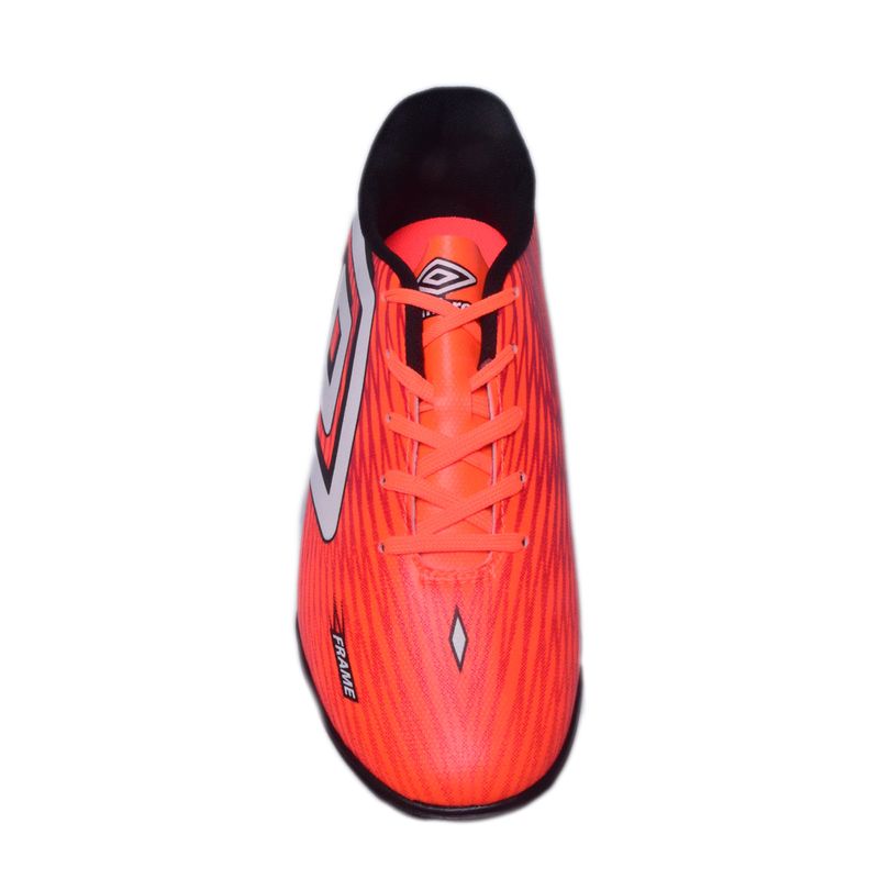 chuteira-umbro-u01fb00139-621-cima