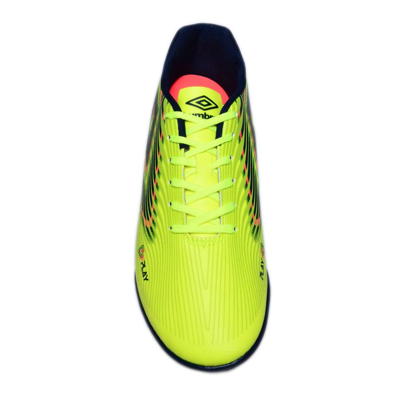 chuteira-umbro-u01fb00110-670-cima