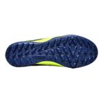chuteira-umbro-u01fb00110-670-baixo