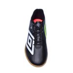 chuteira-umbro-u01fb00125-126-cima