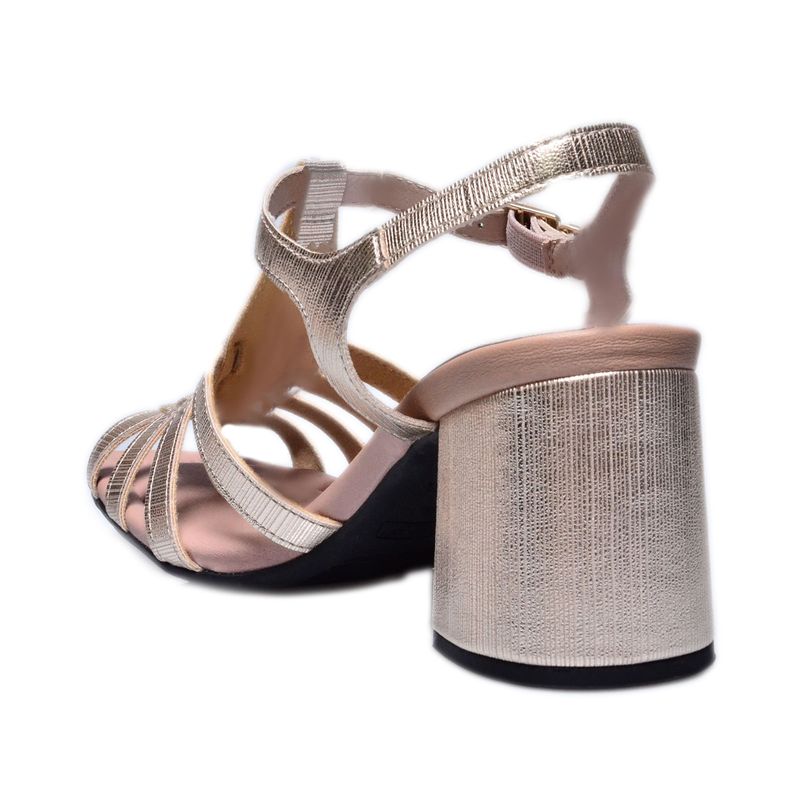 sandalia-piccadilly-ouro-tras