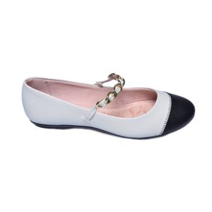 Sapatilha Moleca Bico Redondo Off White Feminina