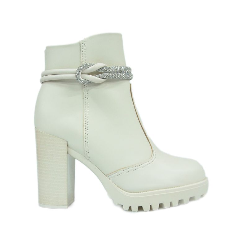 Bota-Moleca-Cano-Curto-Salto-Tratorado-Alto-Off-White-Feminina