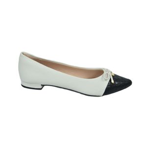 Sapatilha Sua Cia Ana Castela Bico Fino Off White Feminina