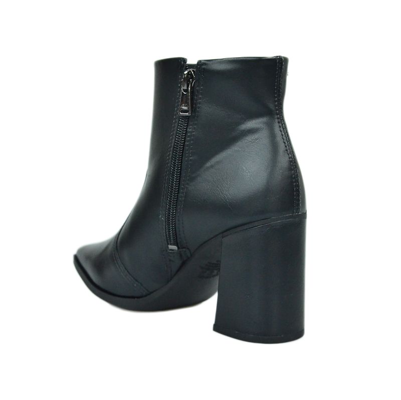 Bota-Dakota-Cano-Curto-Preta-Feminina-D0432