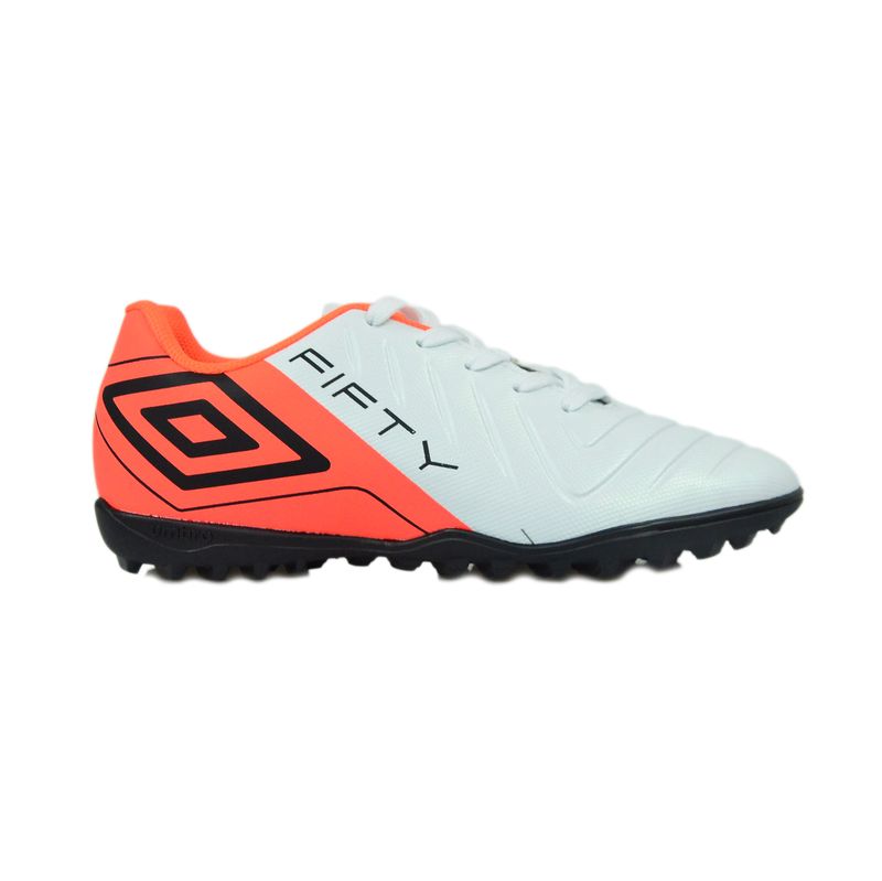 Chuteira-Umbro-Society-Fifty-Vi-Jr-Branco-Laranja-Preto-Infantil
