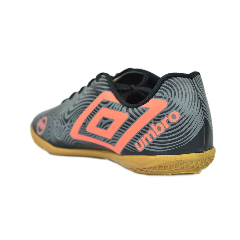 Chuteira-Umbro-Futsal-Orbit-Preto-Laranja