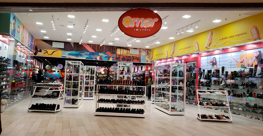 Omar shopping jockey plaza